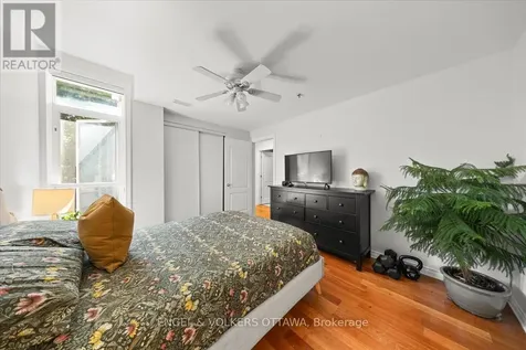 6 Grove Avenue Ottawa ON K1S 3A6