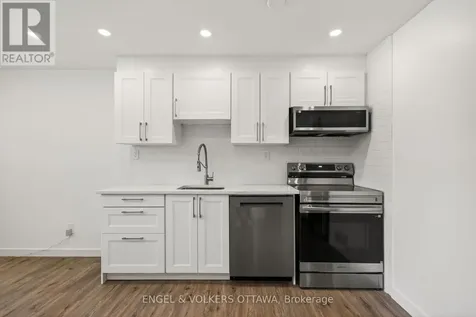 2265 Samuel Drive Ottawa ON K1G 3C3