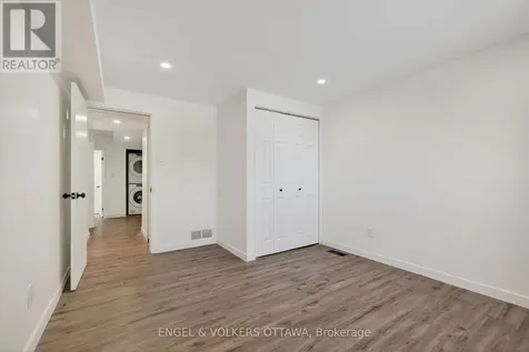 2265 Samuel Drive Ottawa ON K1G 3C3