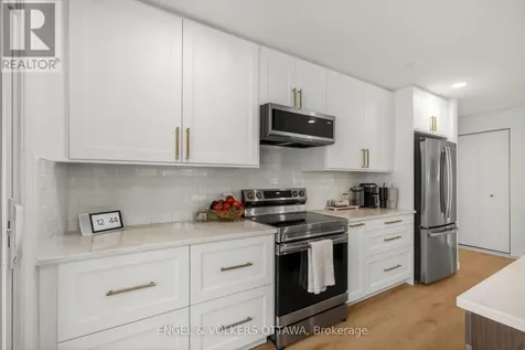 2265 Samuel Drive Ottawa ON K1G 3C3