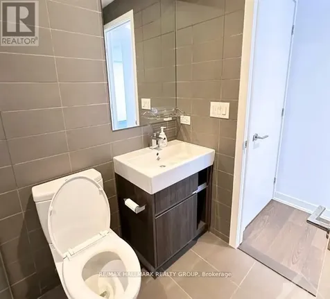 199 Slater Street Ottawa ON K1P 0C8