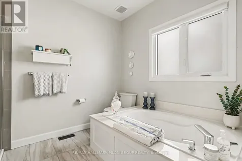 1800 Mccallum Drive Ottawa ON K4A 3T2