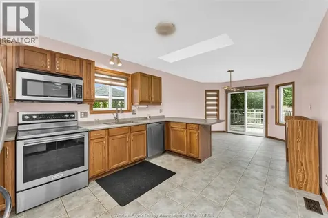 3438 Treeline Court Windsor ON N8R 2K3