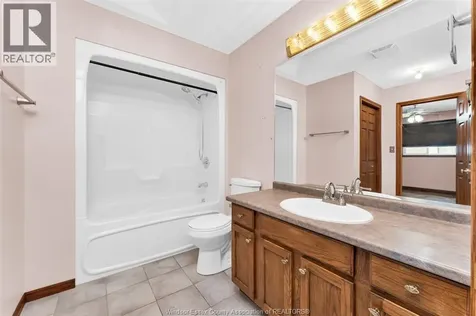 3438 Treeline Court Windsor ON N8R 2K3