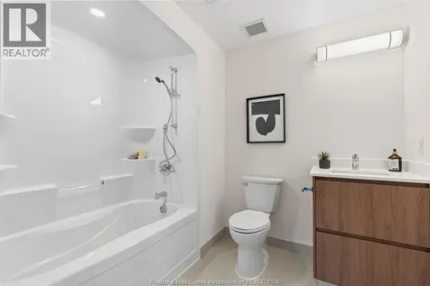11646 Tecumseh Road East Windsor ON N8N 0J9