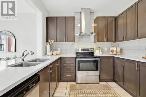 27 Christine Elliott Avenue Whitby ON L1P 0B8