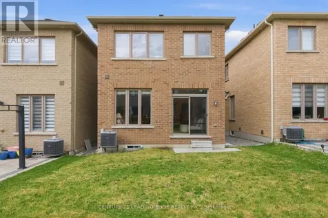 27 Christine Elliott Avenue Whitby ON L1P 0B8