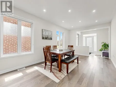2715 Sapphire Drive Pickering ON L1X 0G3