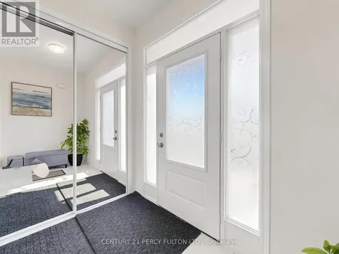 2715 Sapphire Drive Pickering ON L1X 0G3
