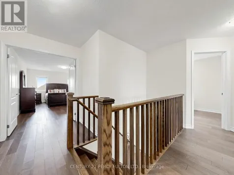 2715 Sapphire Drive Pickering ON L1X 0G3
