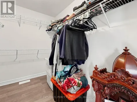 2715 Sapphire Drive Pickering ON L1X 0G3
