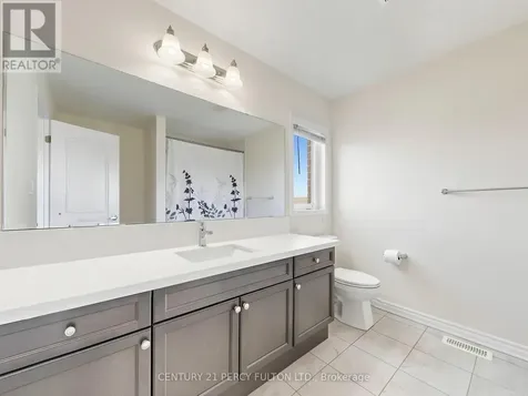 2715 Sapphire Drive Pickering ON L1X 0G3