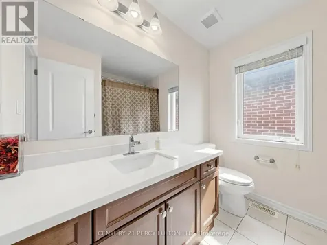 2715 Sapphire Drive Pickering ON L1X 0G3
