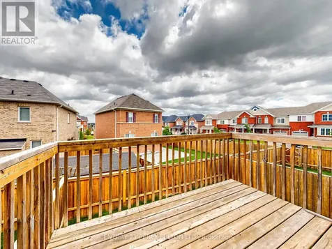 2715 Sapphire Drive Pickering ON L1X 0G3