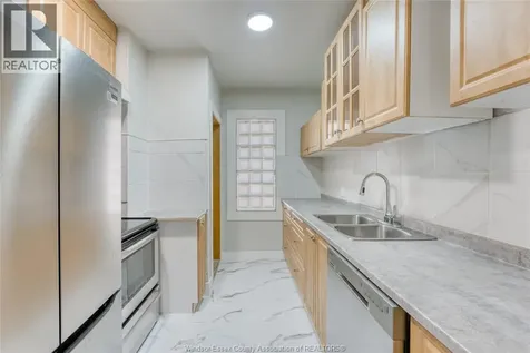 1507 Langlois Windsor ON N8X 4M3