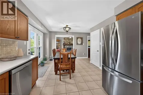 60 Dunrobin Drive Caledonia ON N3W 2N7