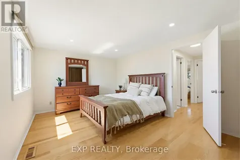 10 Fieldgate Drive Ottawa ON K2J 1L5