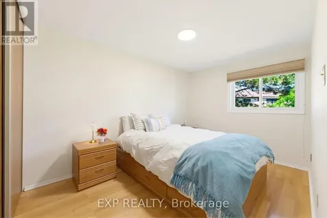 10 Fieldgate Drive Ottawa ON K2J 1L5