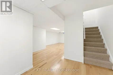 10 Fieldgate Drive Ottawa ON K2J 1L5