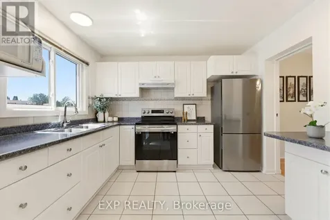 10 Fieldgate Drive Ottawa ON K2J 1L5