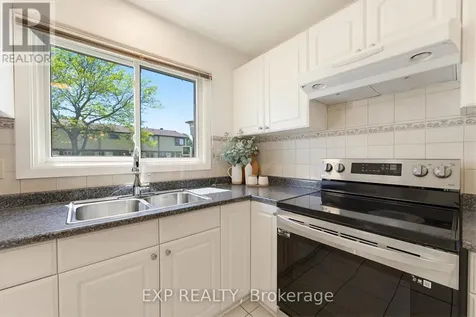 10 Fieldgate Drive Ottawa ON K2J 1L5