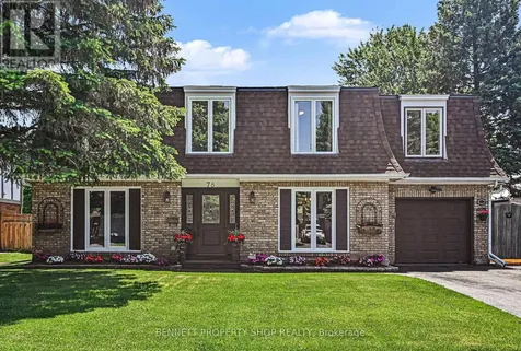 78 Meadowbank Drive Ottawa ON K2G 0P5