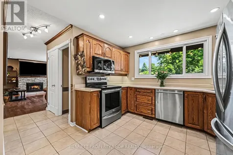 78 Meadowbank Drive Ottawa ON K2G 0P5