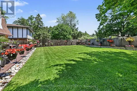 78 Meadowbank Drive Ottawa ON K2G 0P5