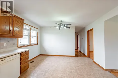 28 Highland Drive Wallaceburg ON N8A 2K4