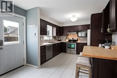 729 Brandenburg Boulevard Waterloo ON N2T 2V4