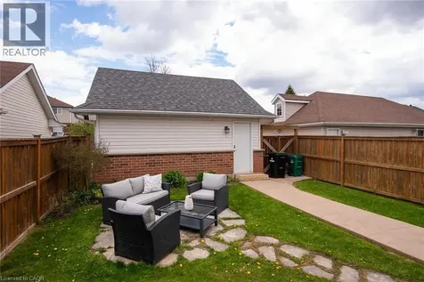 729 Brandenburg Boulevard Waterloo ON N2T 2V4