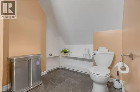 303 Canborough Street Smithville ON L0R 2A0