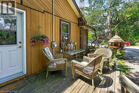 104 Teal Avenue Stoney Creek ON L8E 3B4