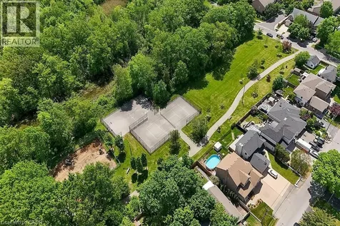 104 Teal Avenue Stoney Creek ON L8E 3B4