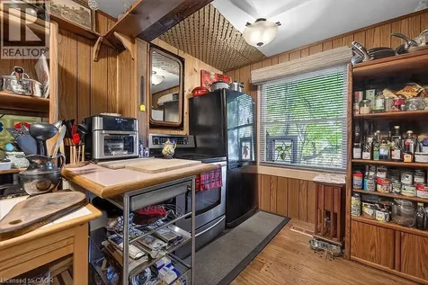 104 Teal Avenue Stoney Creek ON L8E 3B4