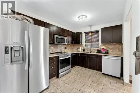 3994 Acorn Crescent Windsor ON N8W 5R2