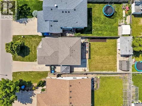 3994 Acorn Crescent Windsor ON N8W 5R2