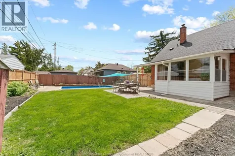 1086 Villaire Avenue Windsor ON N8S 2J8