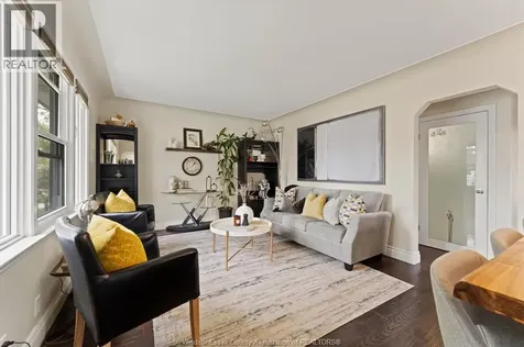 1086 Villaire Avenue Windsor ON N8S 2J8