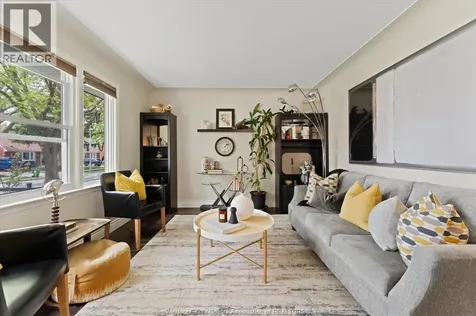 1086 Villaire Avenue Windsor ON N8S 2J8