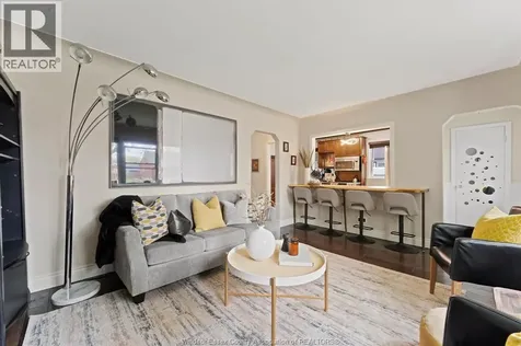1086 Villaire Avenue Windsor ON N8S 2J8