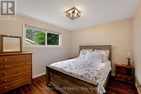 829 30th Street West Georgian Bluffs ON N4K 6V5