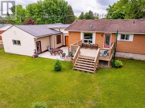 829 30th Street West Georgian Bluffs ON N4K 6V5