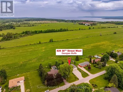 829 30th Street West Georgian Bluffs ON N4K 6V5