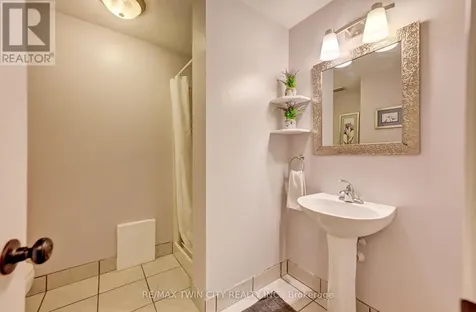 15 Michelle Court Waterloo ON N2N 3K8