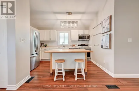 15 Michelle Court Waterloo ON N2N 3K8