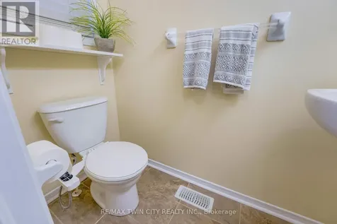 538 Beaumont Crescent Kitchener ON N2A 0A9