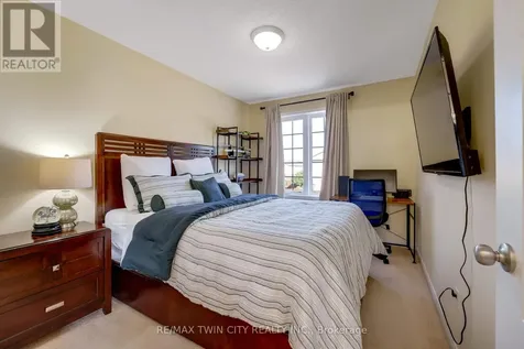 538 Beaumont Crescent Kitchener ON N2A 0A9