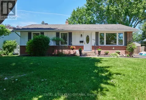 2123 Blue Jay Crescent Ottawa ON K1J 6A9