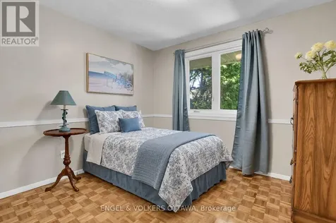 2123 Blue Jay Crescent Ottawa ON K1J 6A9